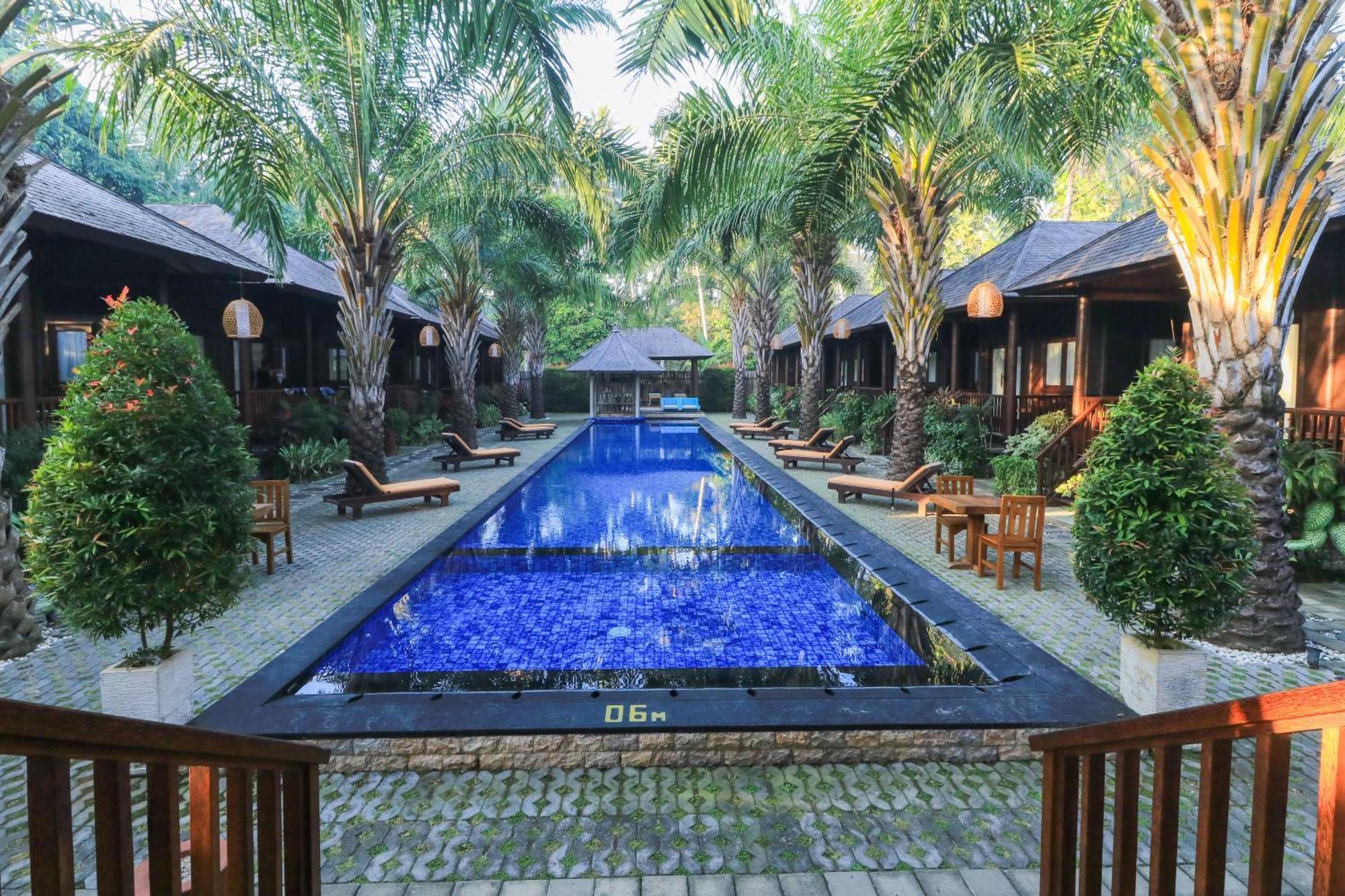 Coconut Boutique Resort Senggigi Exterior foto