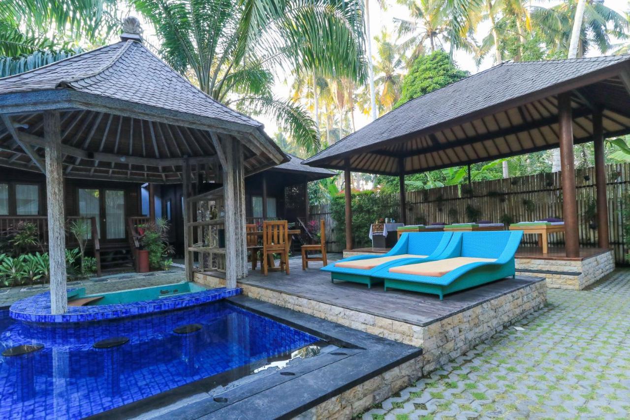 Coconut Boutique Resort Senggigi Exterior foto